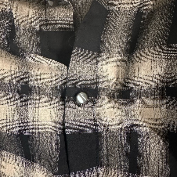 John Varvatos men’s large shirt - Picture 3 of 3